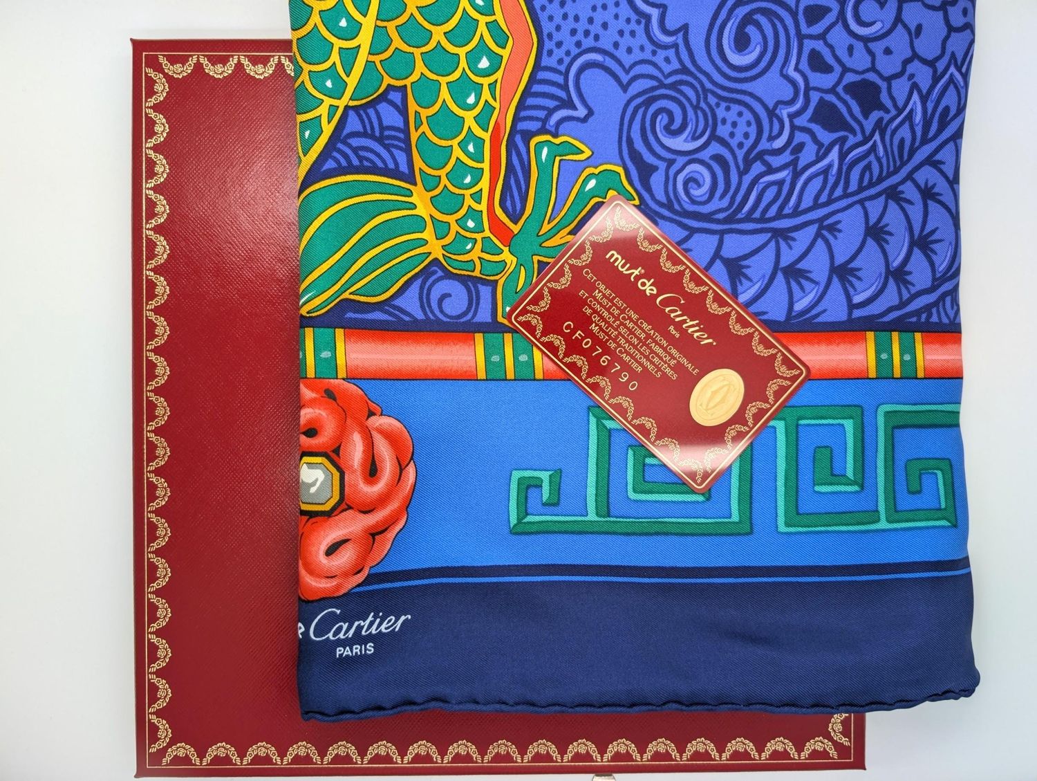 Cartier Paris Scarf Blue Couture French Silk Twill Le Baiser du Dragon motif with Box + Certificate