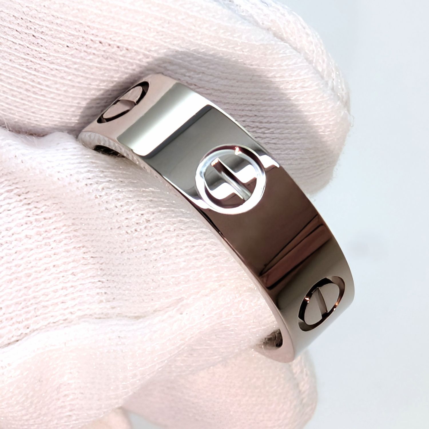 Cartier LOVE Ring in Solid 18kt White Gold Size 7.5