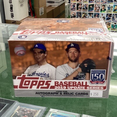 (R)2019 Topps Update Series Baseball Retail Box(R)