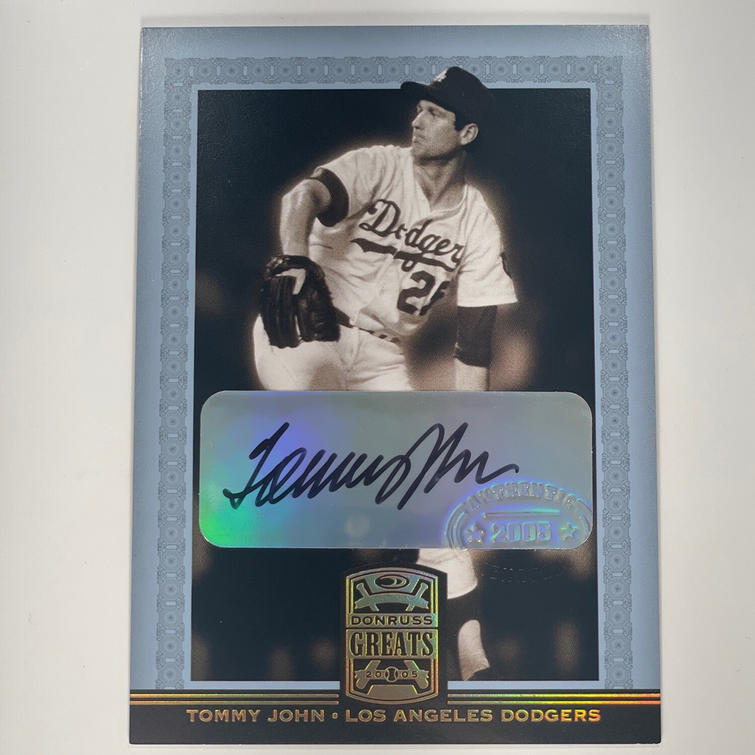 2005 Donruss Greats Tommy John Autograph