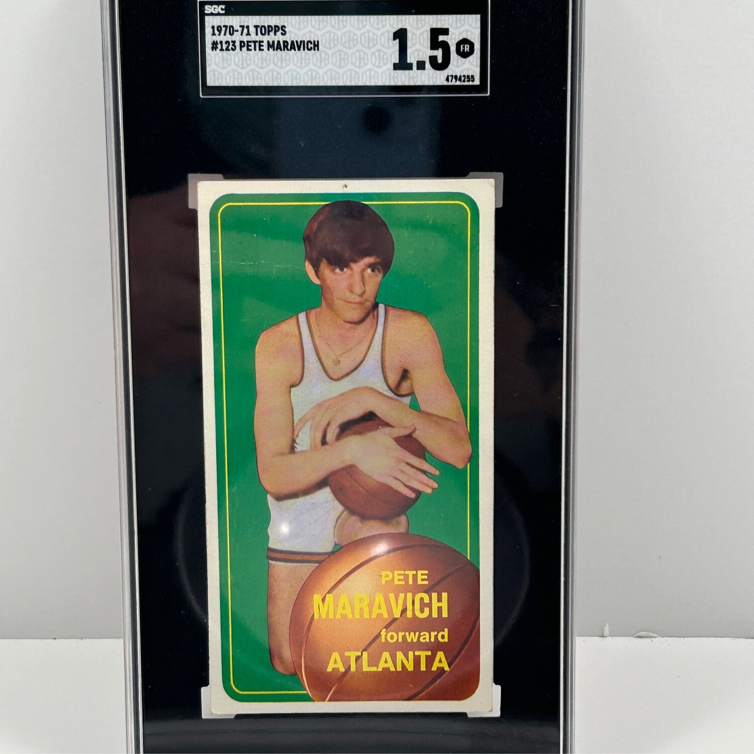 1970-71 Topps #123 Pete Maravich SGC 1.5