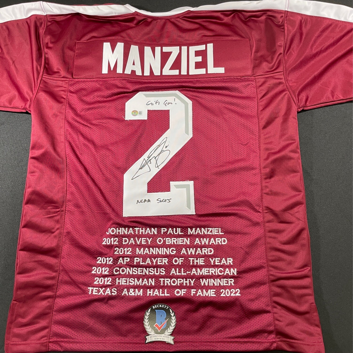Johnny Manziel Maroon Aggies “NCAA Sucks” Signed Beckett Certified