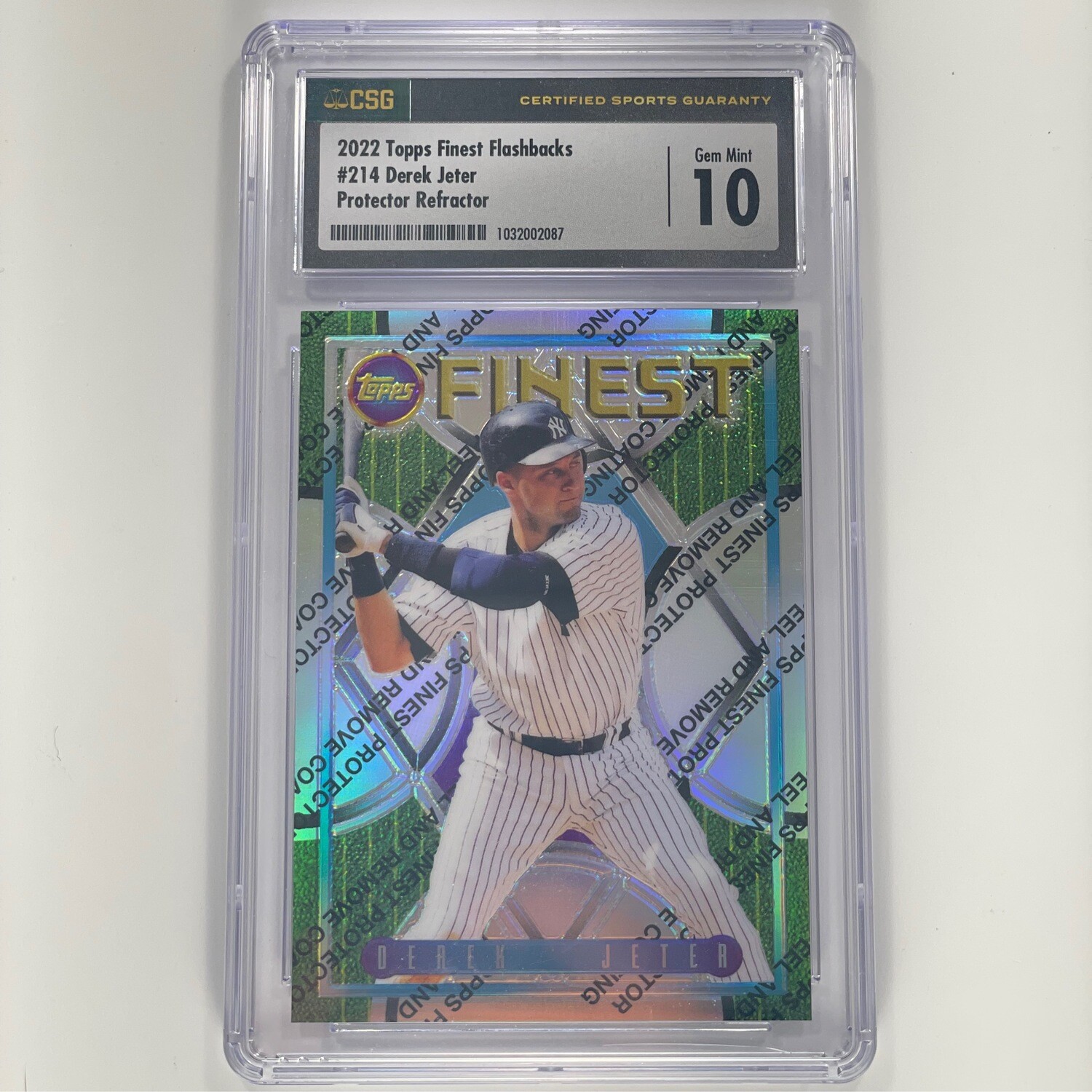 2022 Topps Finest Flashbacks Derek Jeter Protector Refractor /10 CSG 10