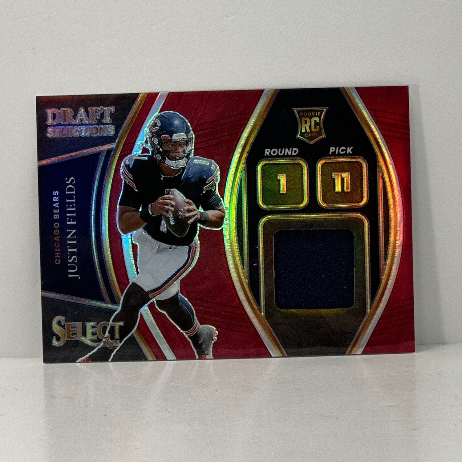 2021 Panini Select Justin Fields RC Rookie Draft Jersey Patch Red Prizm JH4
