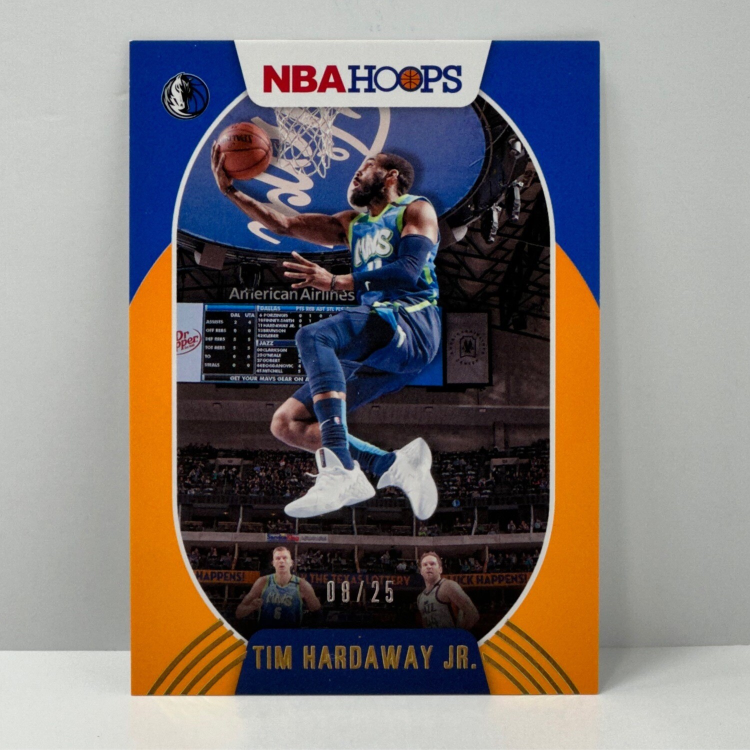 2020 - 21 NBA Hoops Tim Hardaway Jr. Dallas Mavericks Gold Base Parallel #d /25