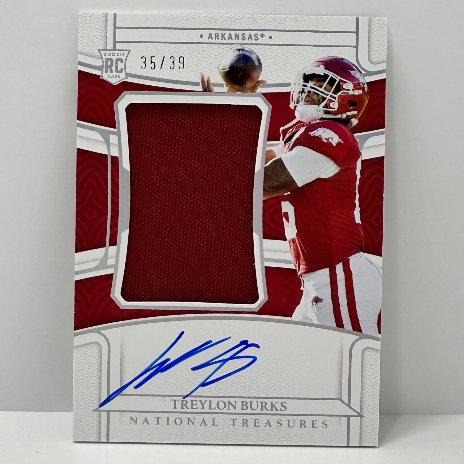 2022 National Treasures Collegiate Treylon Burks Rookie Patch Auto /39 RPA