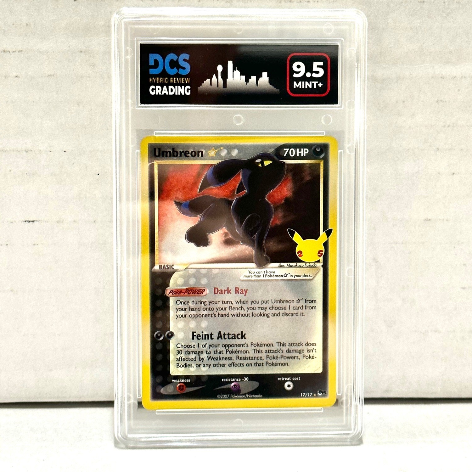Pokemon TCG: Umbreon 17/17 Gold Star 25th Anniversary Celebrations NM DCS 9.5