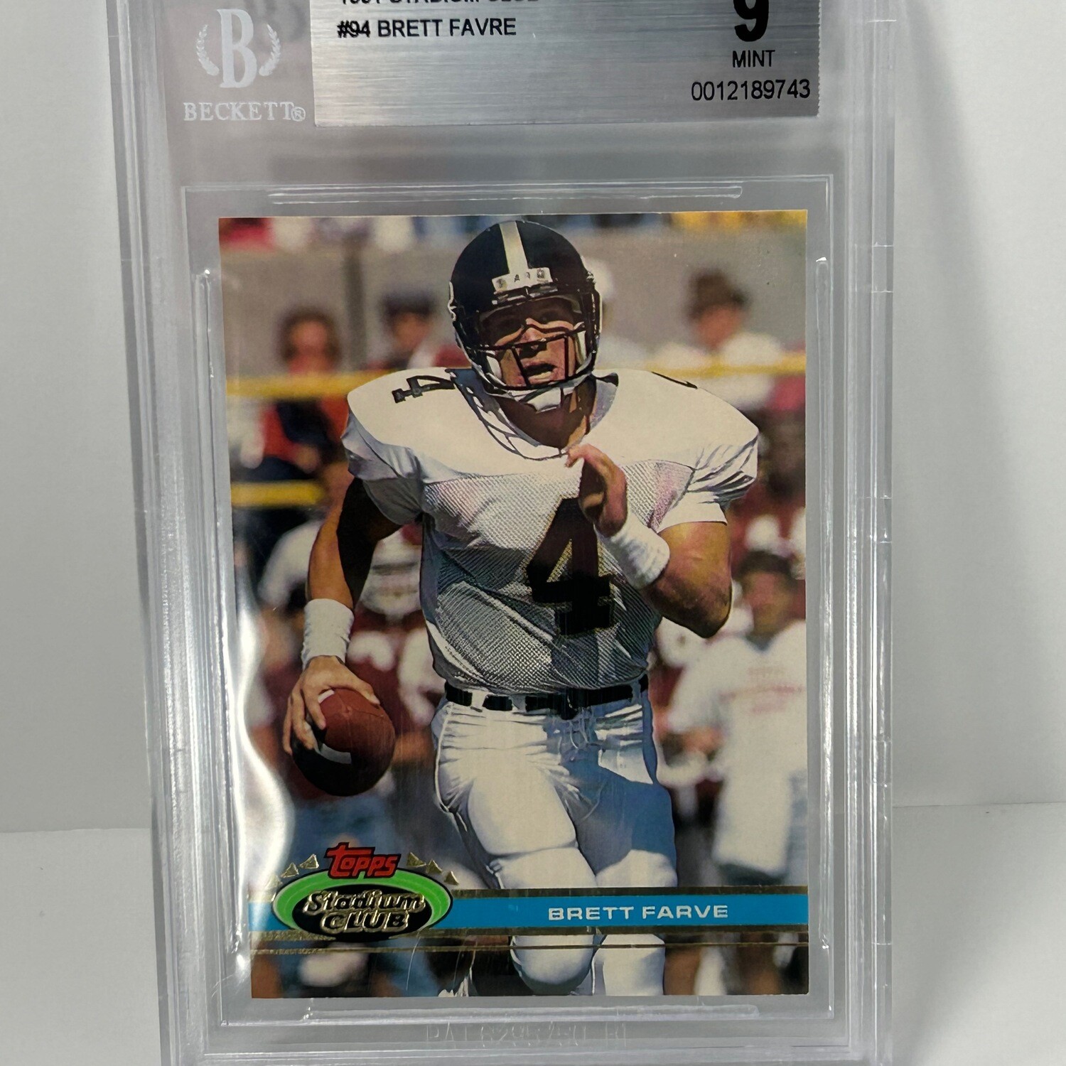 1991 Topps Stadium Club Rookie Brett Farve Card #94 RC BGS 9