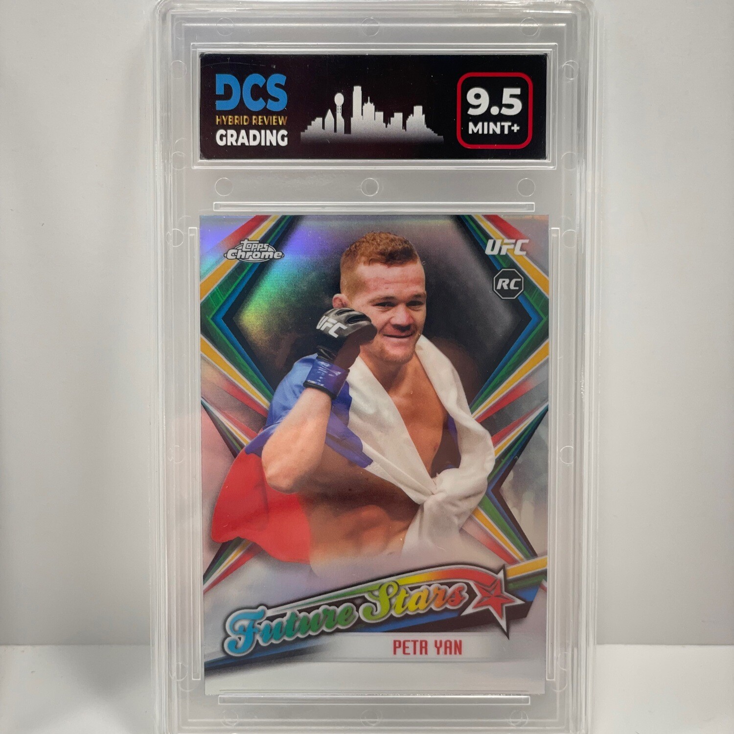 2019 Topps UFC Chrome Petr Yan RC Future Stars DCS 9.5