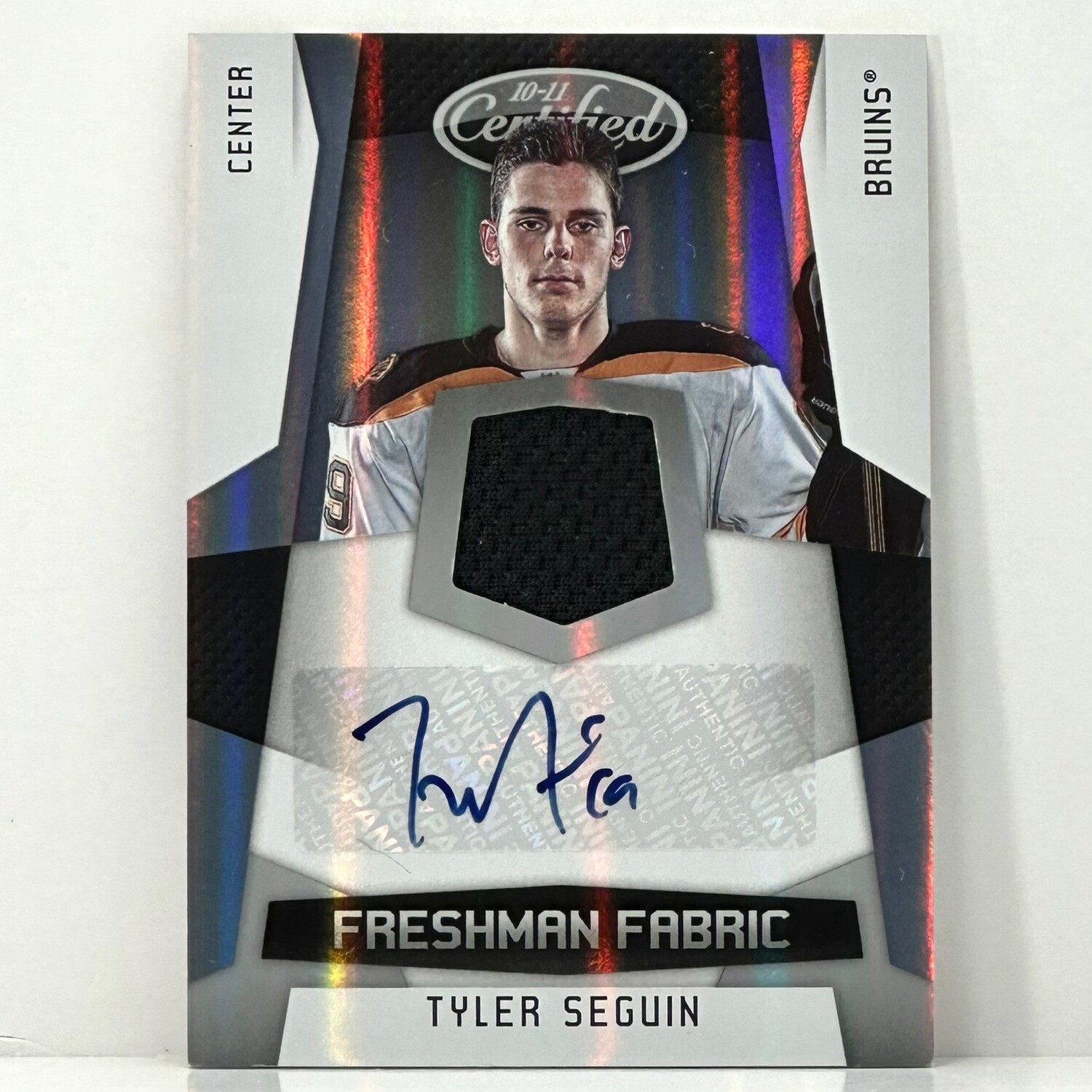 2010 Panini Certified Freshman Fabrics Tyler Seguin Autograph /499