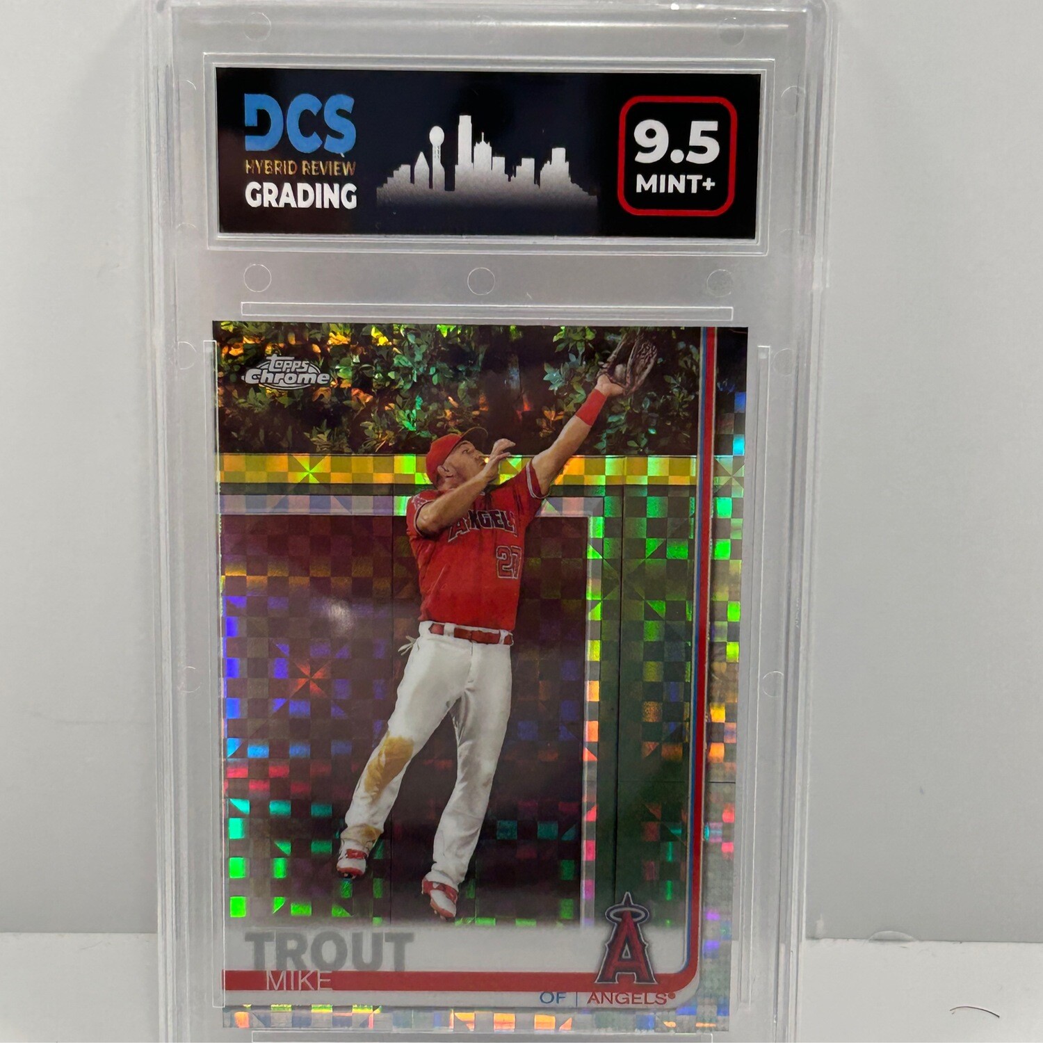 2019 Topps Chrome Mike Trout Refractor #200 DCS9.5