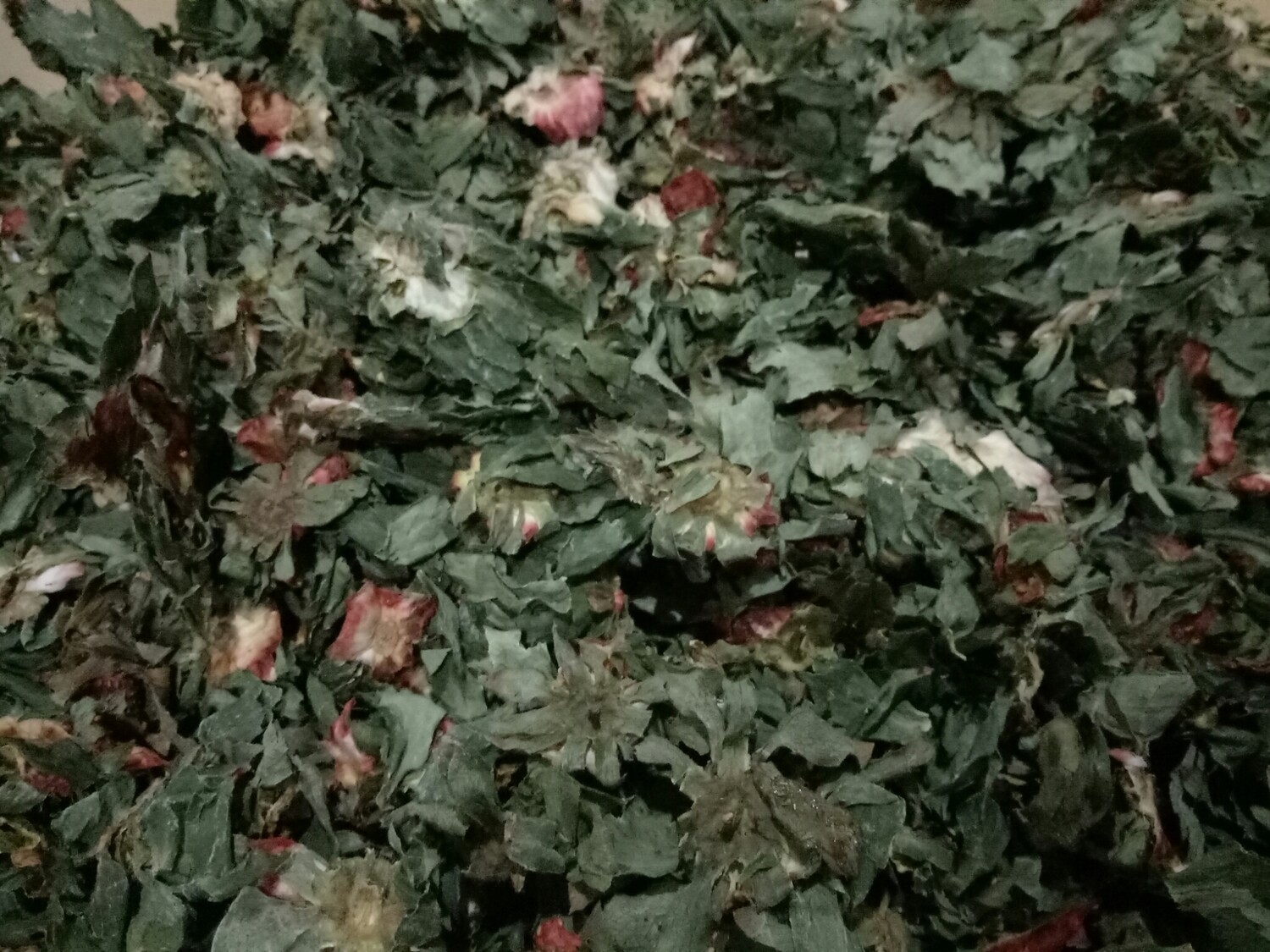 Strawberry tops