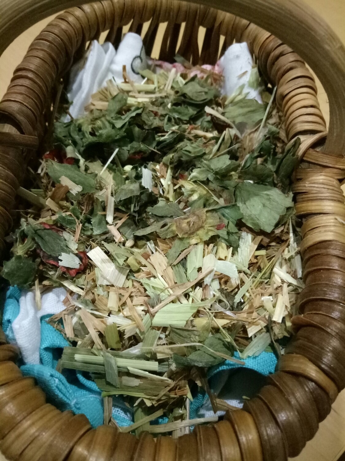 MoSuKi Chaff Mix - Strawberry, Strawberry top &amp; Peppermint