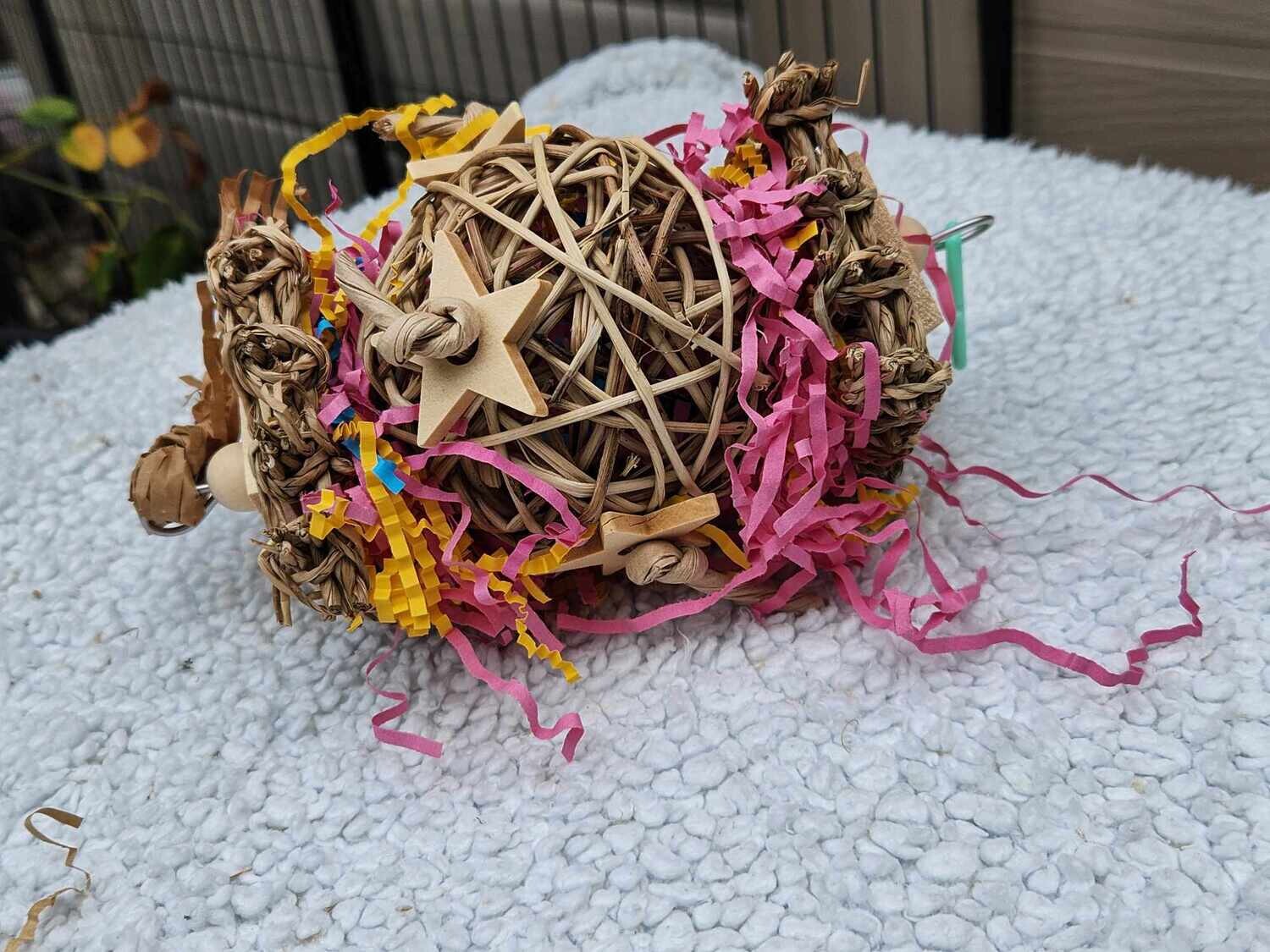 BirdTalk product - Vine ball and stars