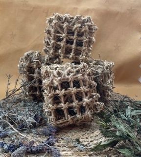 Angus & Co - Seagrass Cubes - Floral garden Angus & Co - Seagrass Cubes - Floral garden