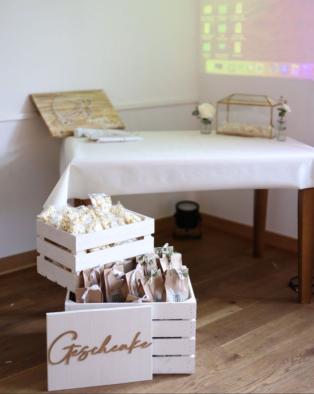 Weiße Holzkisten Weiße Holzkisten