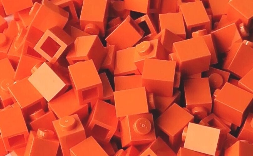 100 x Orange