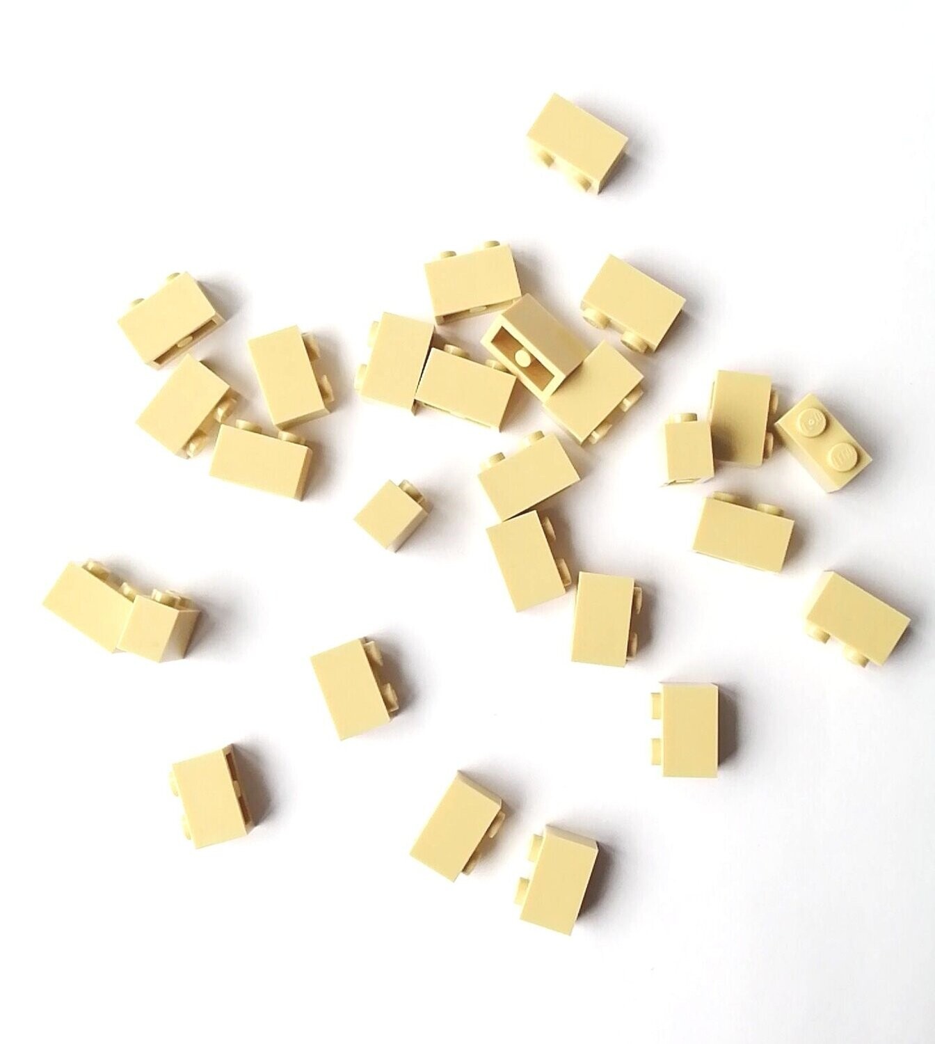 100 x Beige/Tan