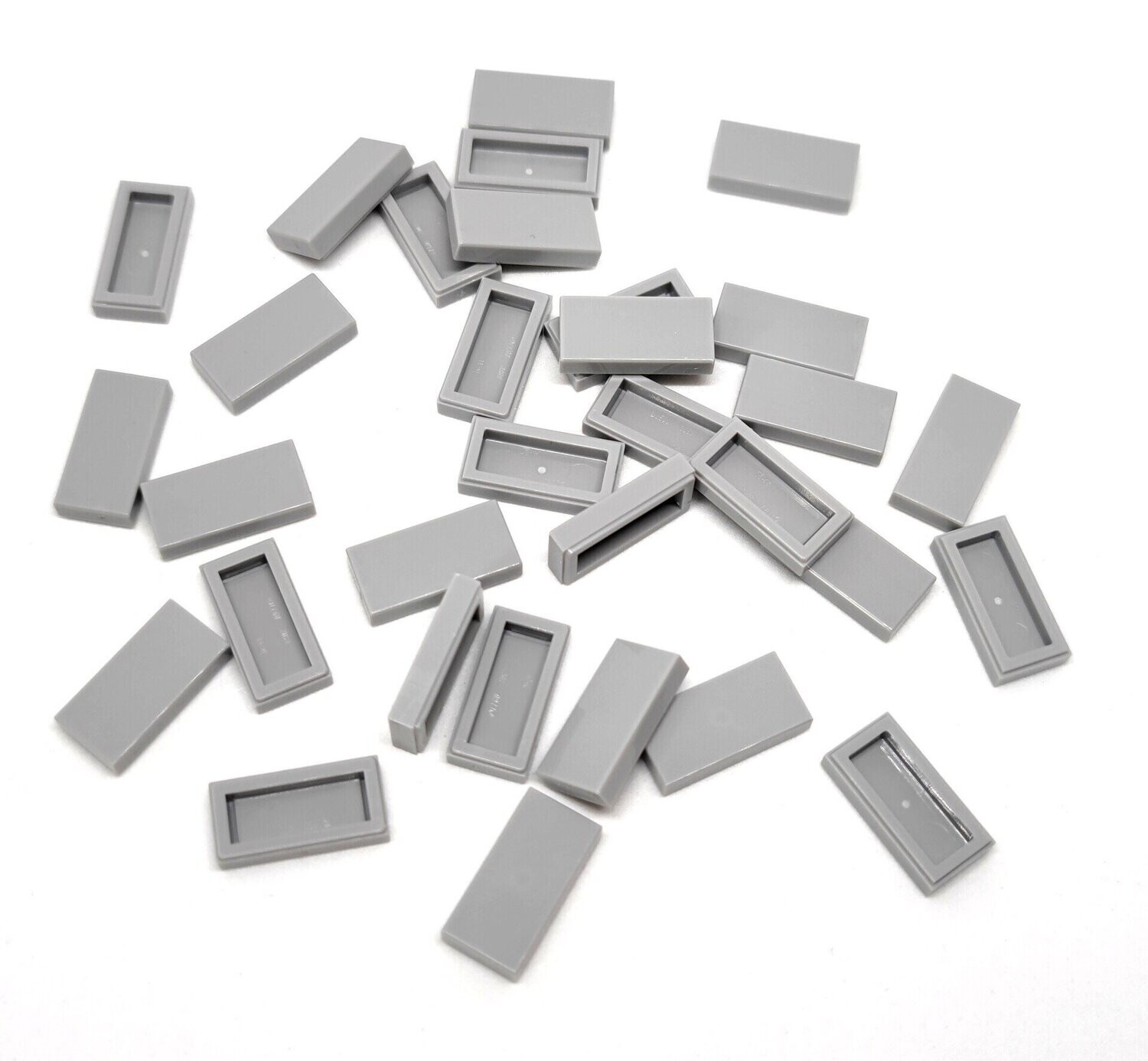 100 x Hellgrau/Light Bluish Grey