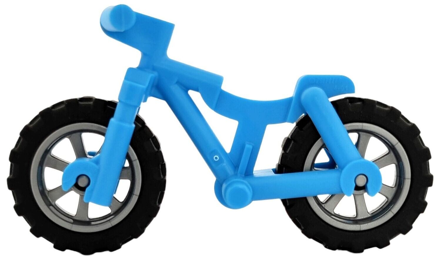 Mountainbike in Blau (Dark Azure) mit Felgen in matt Silber