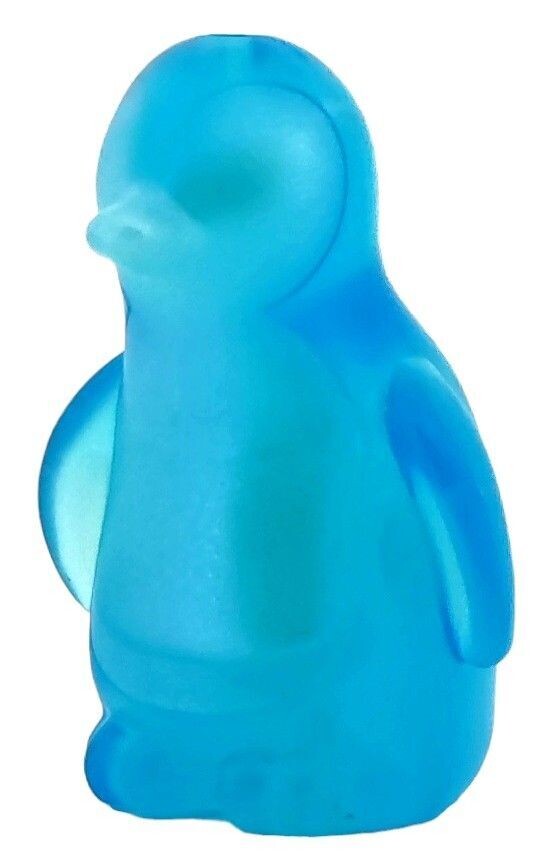 Pinguin in Transparent Hellblau