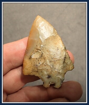 Gold and Tan Translucent ~ Archaic Stemmed Point