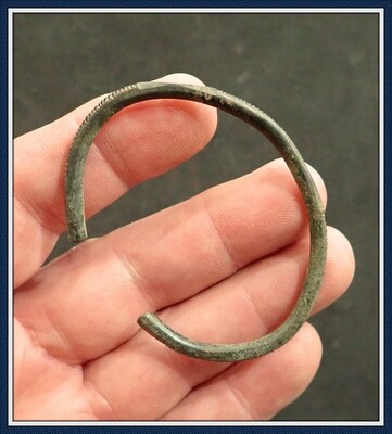 ~Historic Indian Trade Item ~ Brass C Bracelet~ Mid 1700's