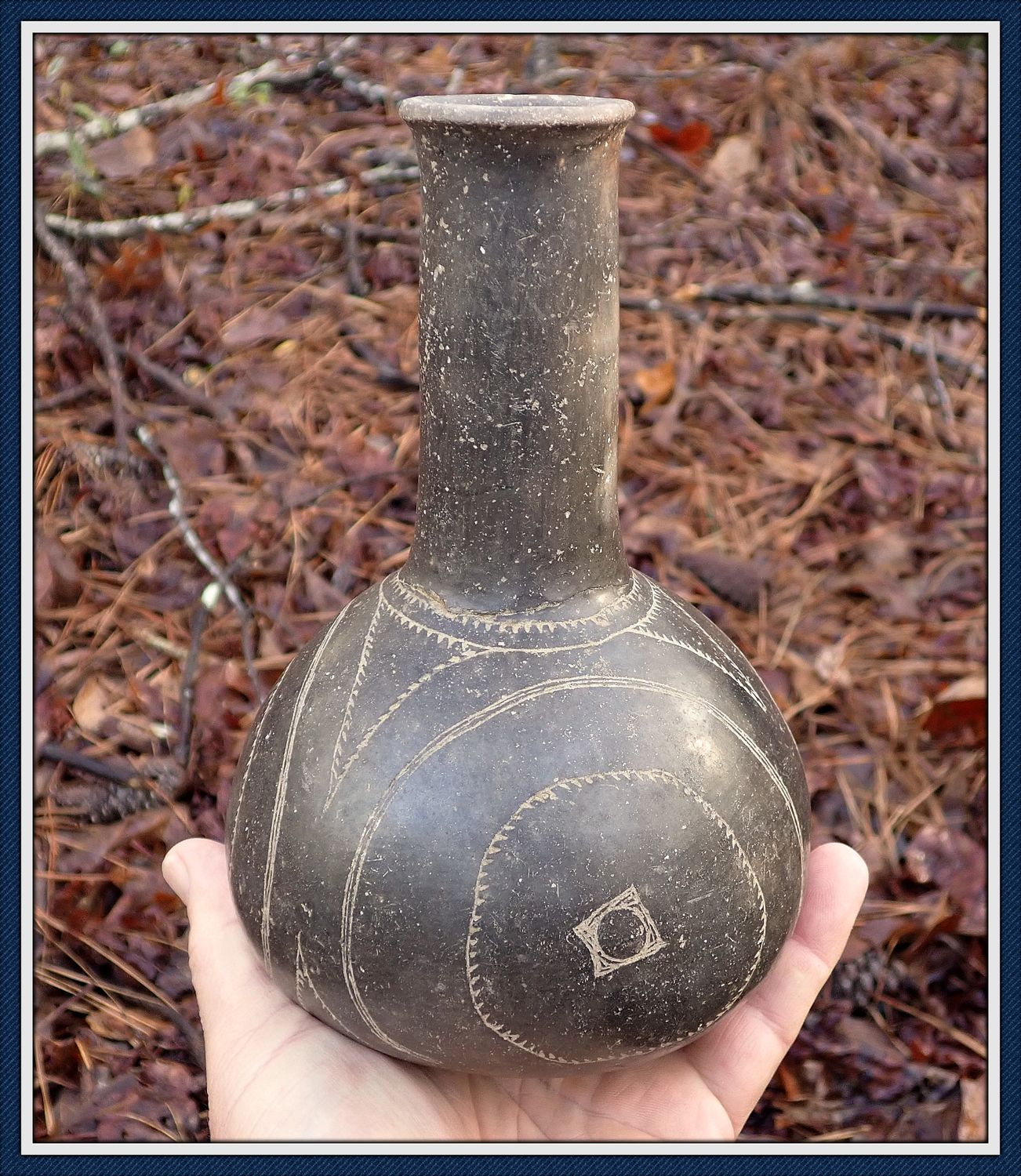~ Wonderful Ancient Art ~ Caddo 'Means Engraved' Long Neck Water Bottle ~