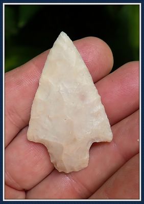 ~ 2" ~ Translucent Newnan Atlatl Dart Point ~