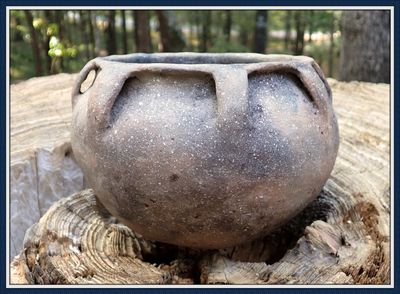 ~ Beautiful Mississippian ~ Shell Tempered ~ Strap Handle Pot ~
