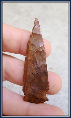 ~ Burnt Orange & Gold ~ Small Notched Bolen Point ~