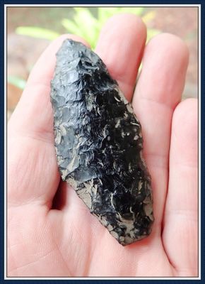~ Obsidian ~ Cascade Stemmed Point  ~ Crump Lake Oregon ~