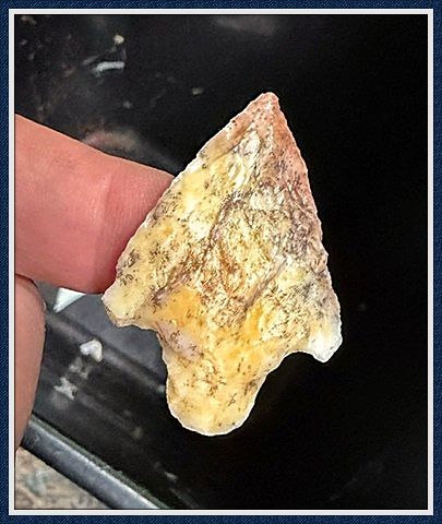 ~ Beautiful translucnet Coral ~ Cypress Creek Atlatl Dart Point ~