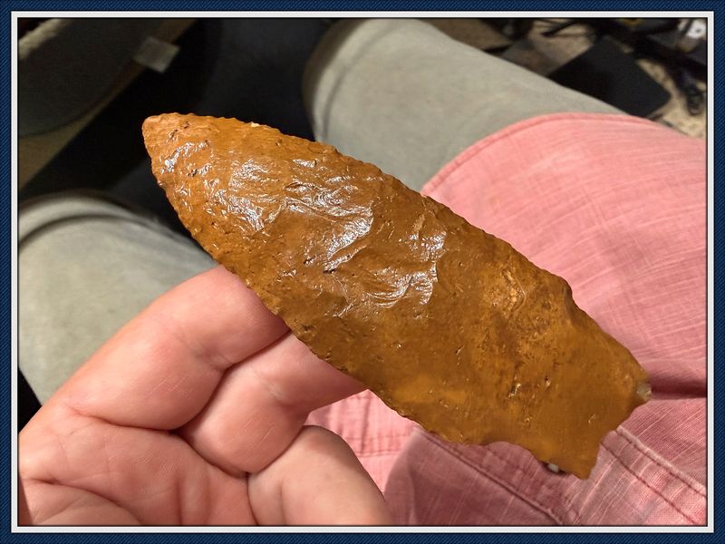 ~ 4 3/8" Glossy Orange Hamilton Point ~