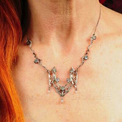 Halssieraad in massief zilver - Josiane Douchamps (België)