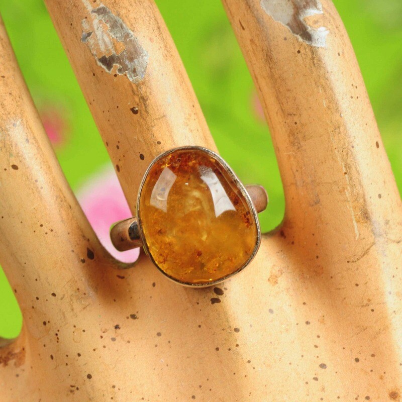 Ring in massief zilver m/amber (barnsteen) - Maat 59,5