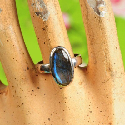 Ring in massief zilver m/labradoriet - Maat 59 Ring in massief zilver m/labradoriet - Maat 59