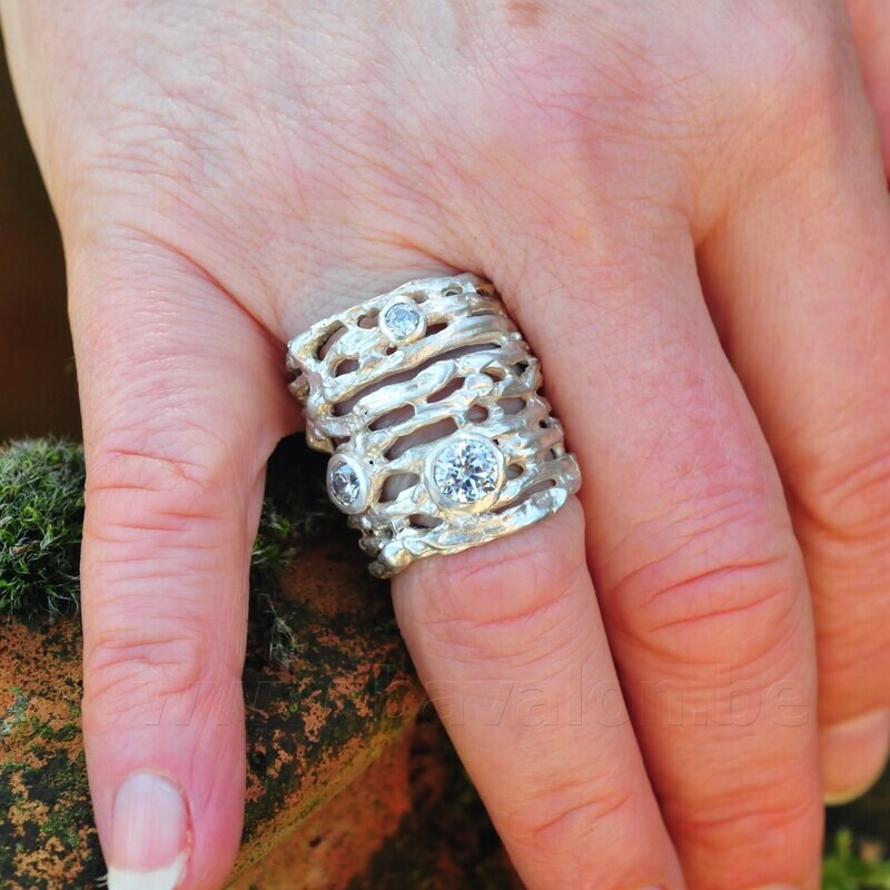 Ring in massief zilver met 3 briljanten in zirkonia - Ralf De Burchgrave (België)
