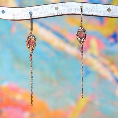 Oorring in massief zilver - Josiane Douchamps (België) Oorring in massief zilver - Josiane Douchamps (België)