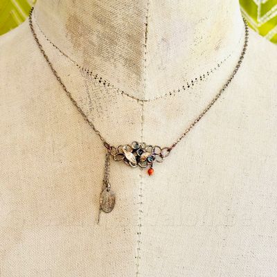 Halssieraad in massief zilver - Josiane Douchamps (België)