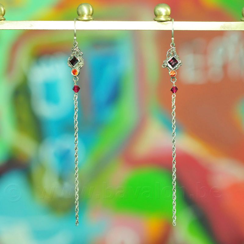 Oorring in massief zilver - Josiane Douchamps (België) Oorring in massief zilver - Josiane Douchamps (België)