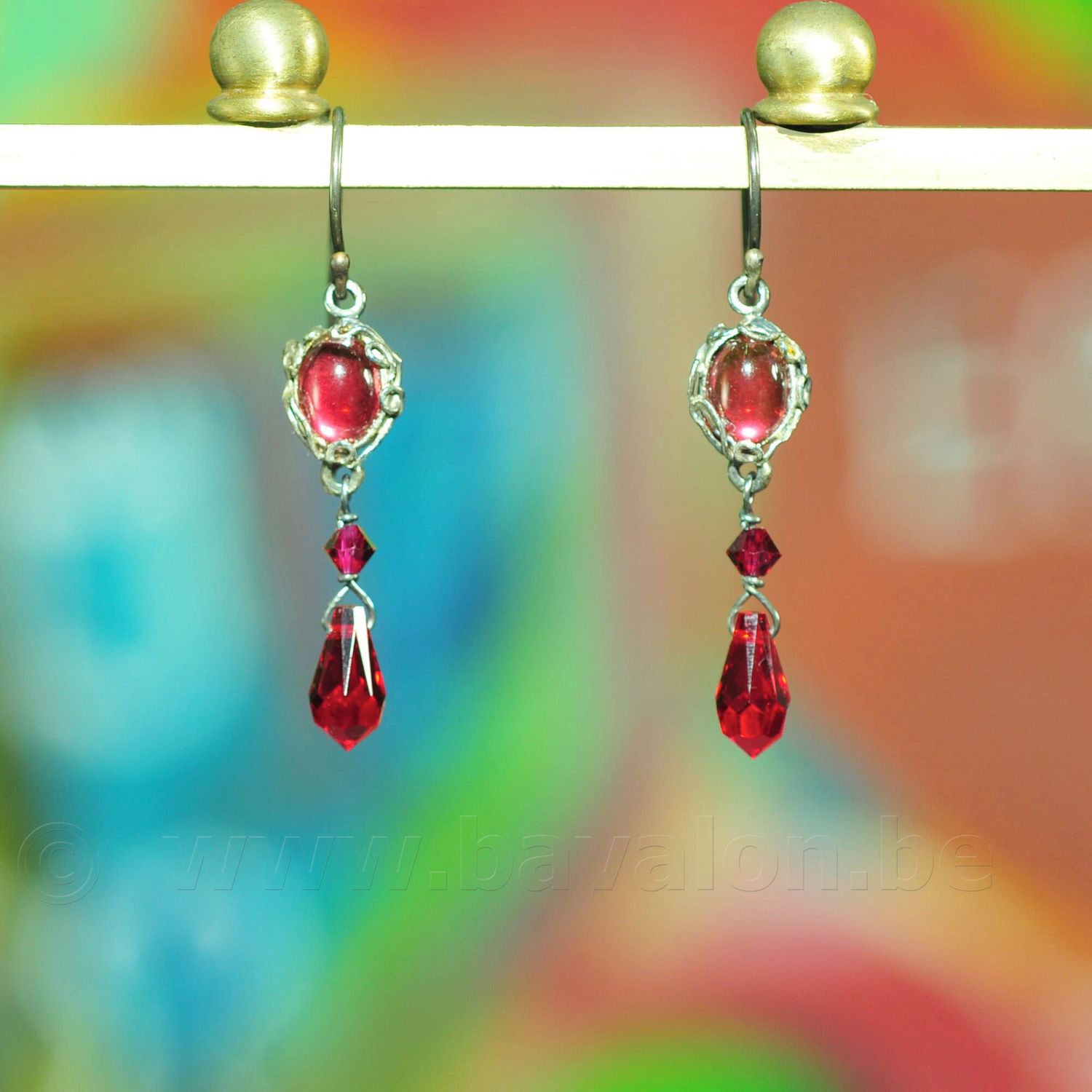 Oorring in massief zilver - Josiane Douchamps (België) Oorring in massief zilver - Josiane Douchamps (België)