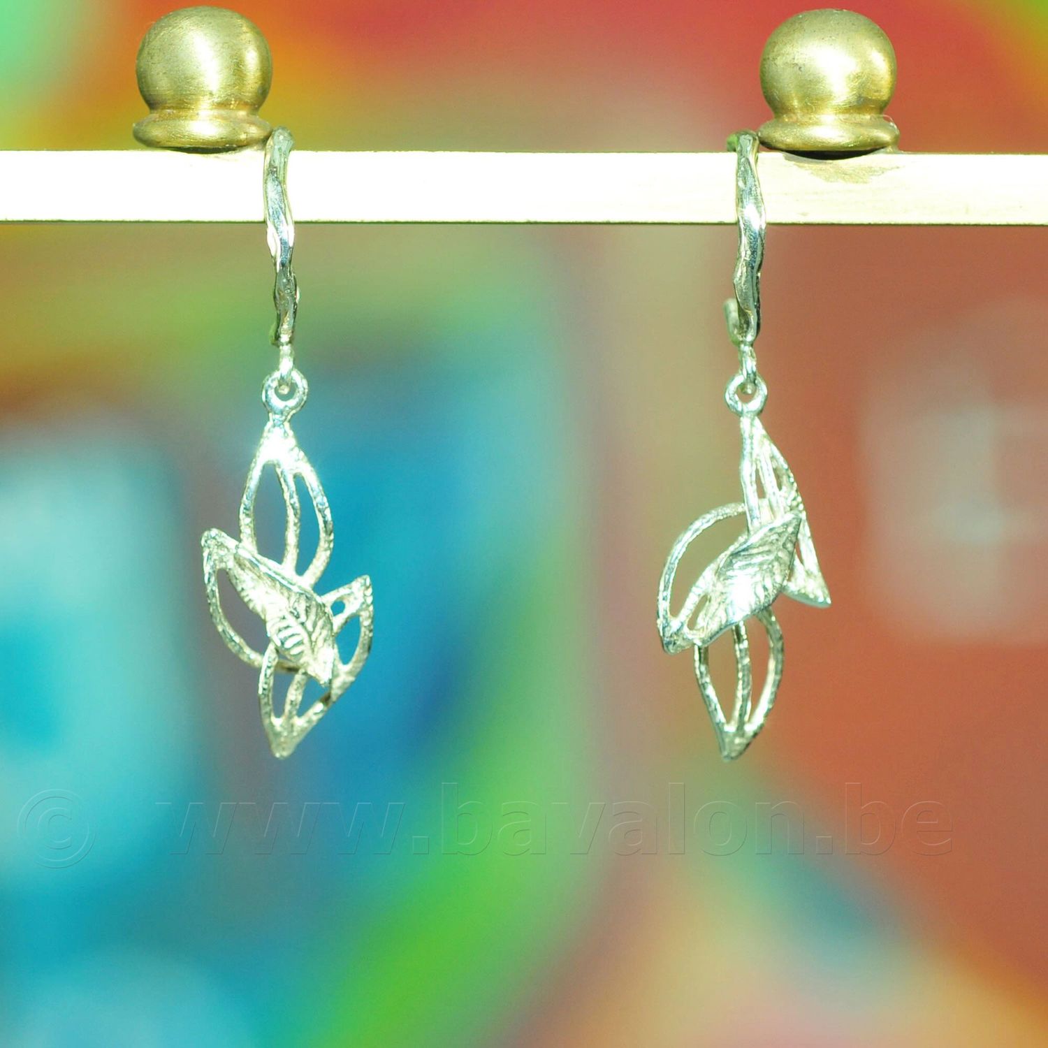 Oorring in massief zilver - Josiane Douchamps (België) Oorring in massief zilver - Josiane Douchamps (België)