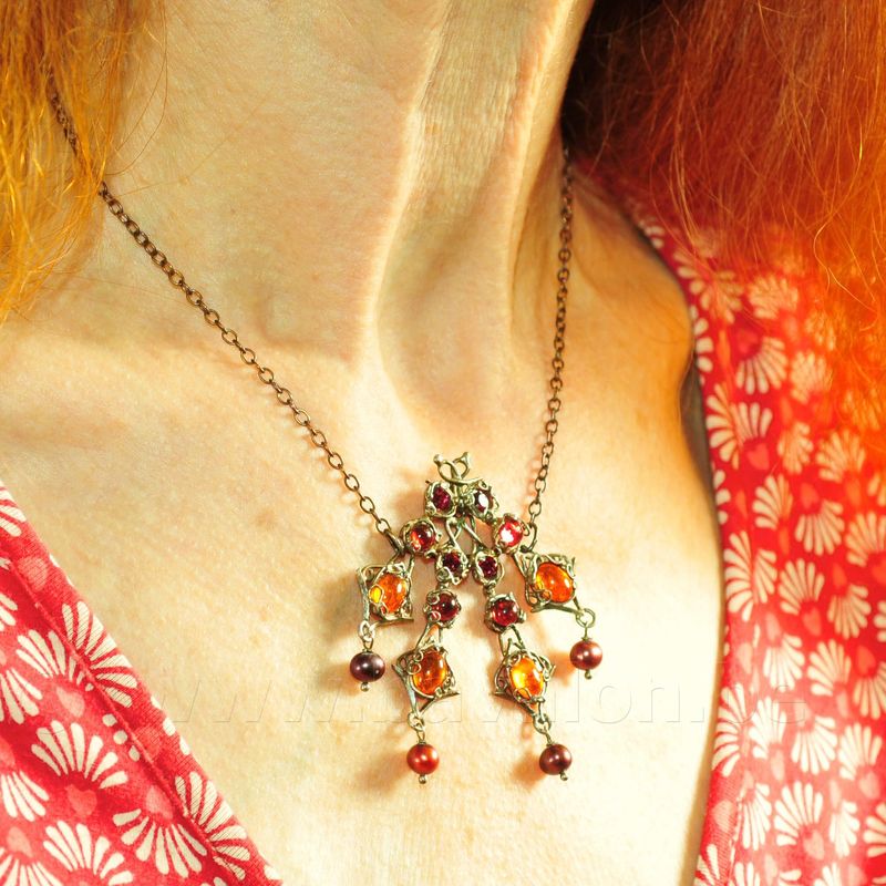 Halssieraad in massief zilver - Josiane Douchamps (België) Halssieraad in massief zilver - Josiane Douchamps (België)