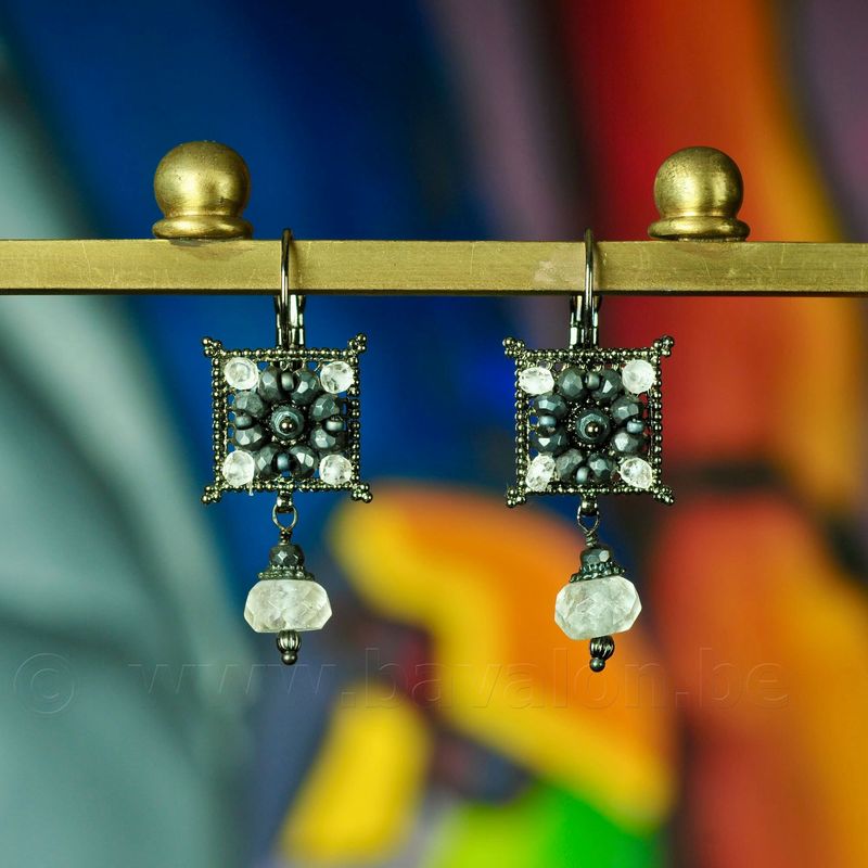 Oorringen - Satellite Paris Oorringen - Satellite Paris