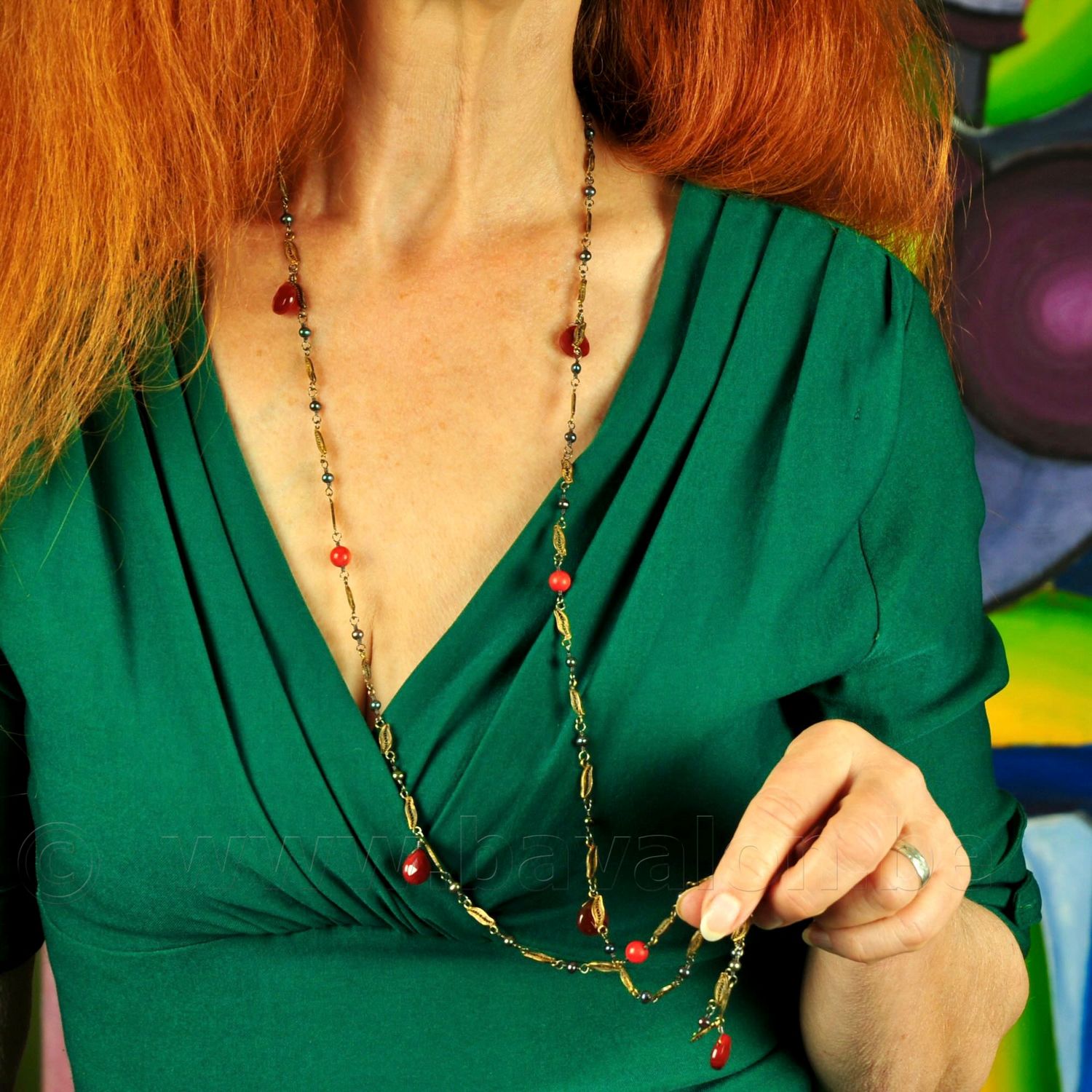 Halsketting &#39;enkel&#39; gedragen