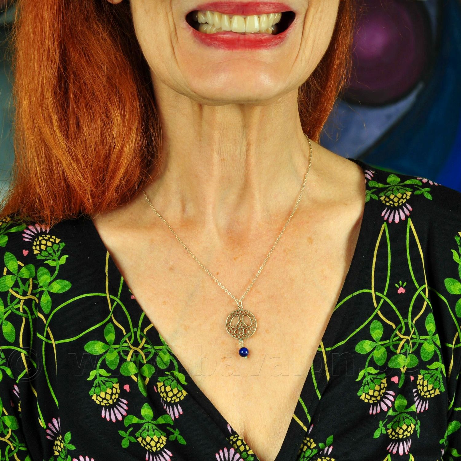 Halssieraad &#39;Peace Charm&#39;-symbool in massief zilver - Yvone Christa (New York)