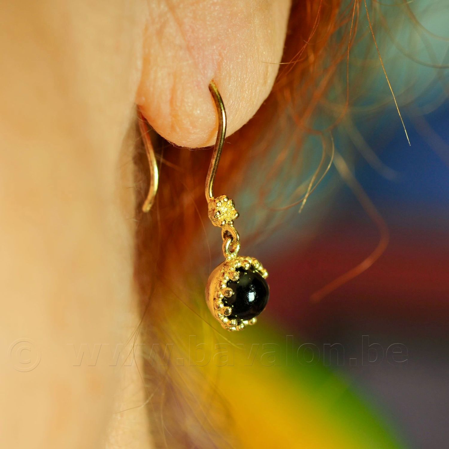 Oorringen in massief verguld zilver met onyx cabochon - Carré Copenhagen (Denemarken)