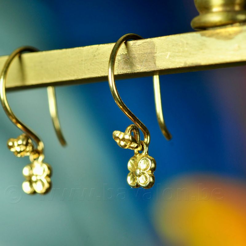 Oorringen &#39;klavertje 4&#39; in massief zilver - verguld 24kt goud - Carré Copenhagen (Denemarken)