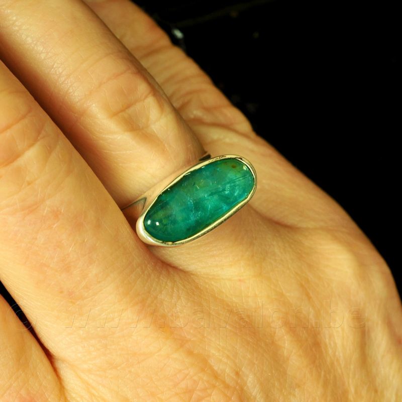 Ring in massief zilver m/blauwe toermalijn - Maat 58